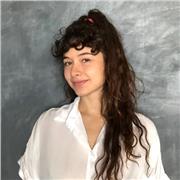 Educatrice con laurea magistrale ripetizioni per medie e liceo